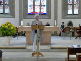 Feierstunde zum Abschluss der Renovierungsarbeiten in St. Crescentius (Foto: Karl-Franz Thiede)